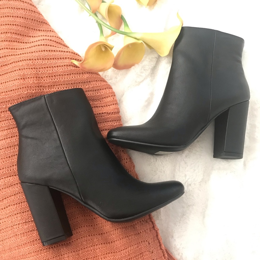 New beautiful plain square toe bootie 9 - Picture 2 of 5